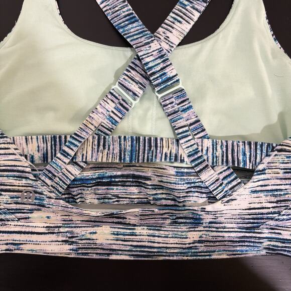 Lululemon Pure Practice Bra Blurry Belle Multi / Sea Mist Luxtreme Yoga Size 6 - Picture 8 of 10